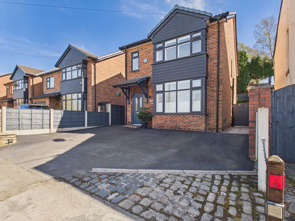 Property photo 2 of 25 Cam03729G0-Pr0287-Still032