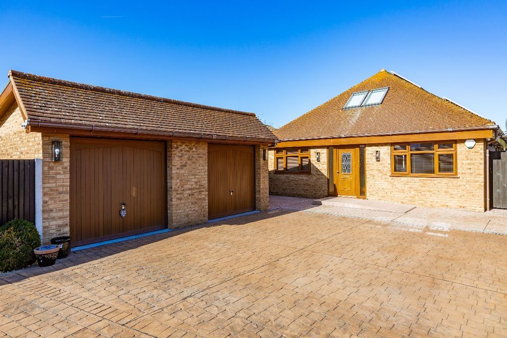 Additional image 36 of 4 bed bungalow for saleCoxes Lane, Ramsgate CT12