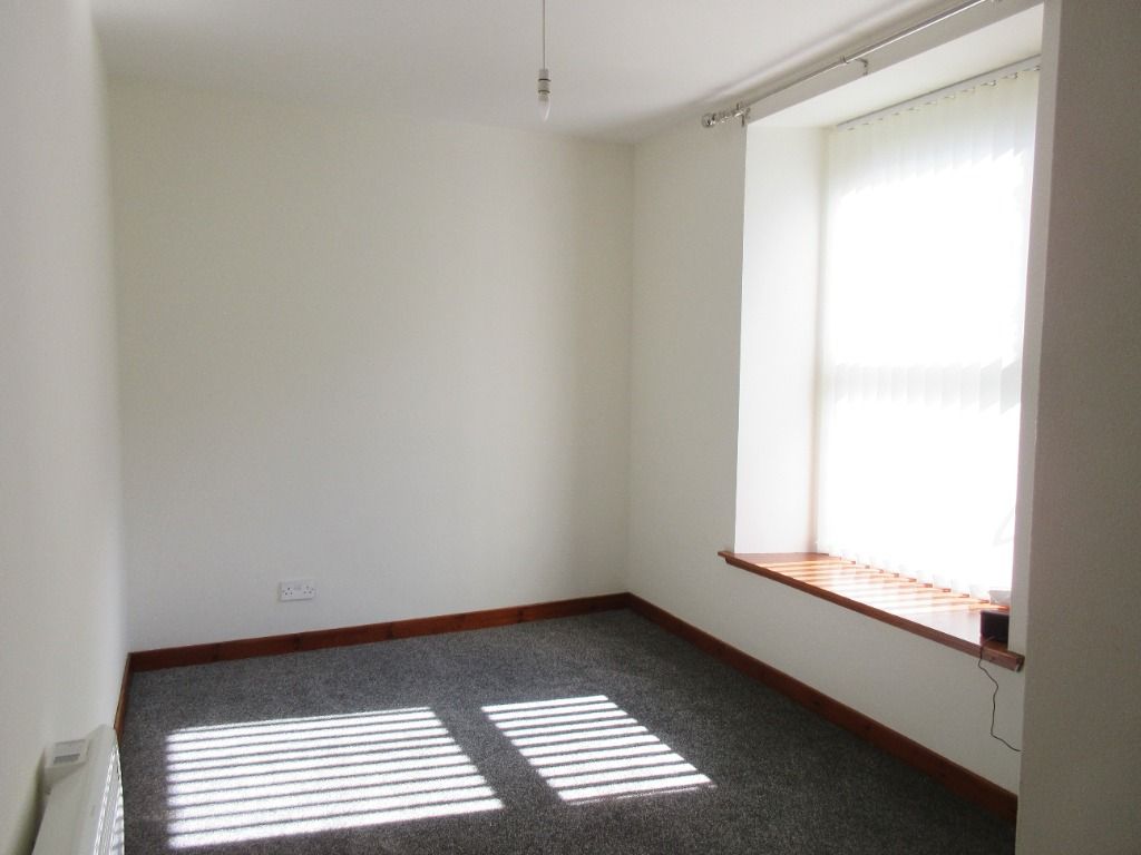 Property photo 2 of 10 Photo 2