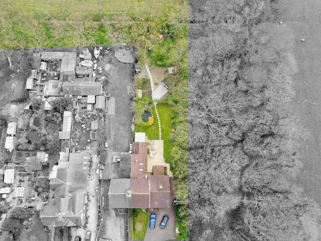 Property photo 2 of 57 Accommodation