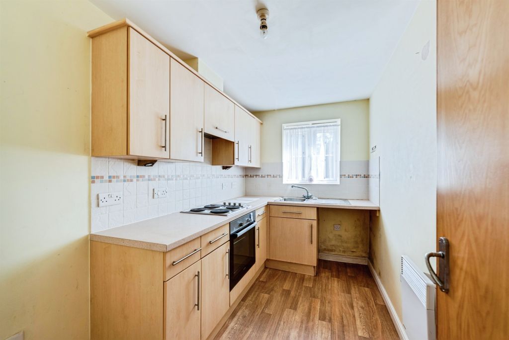 Property photo 2 of 9