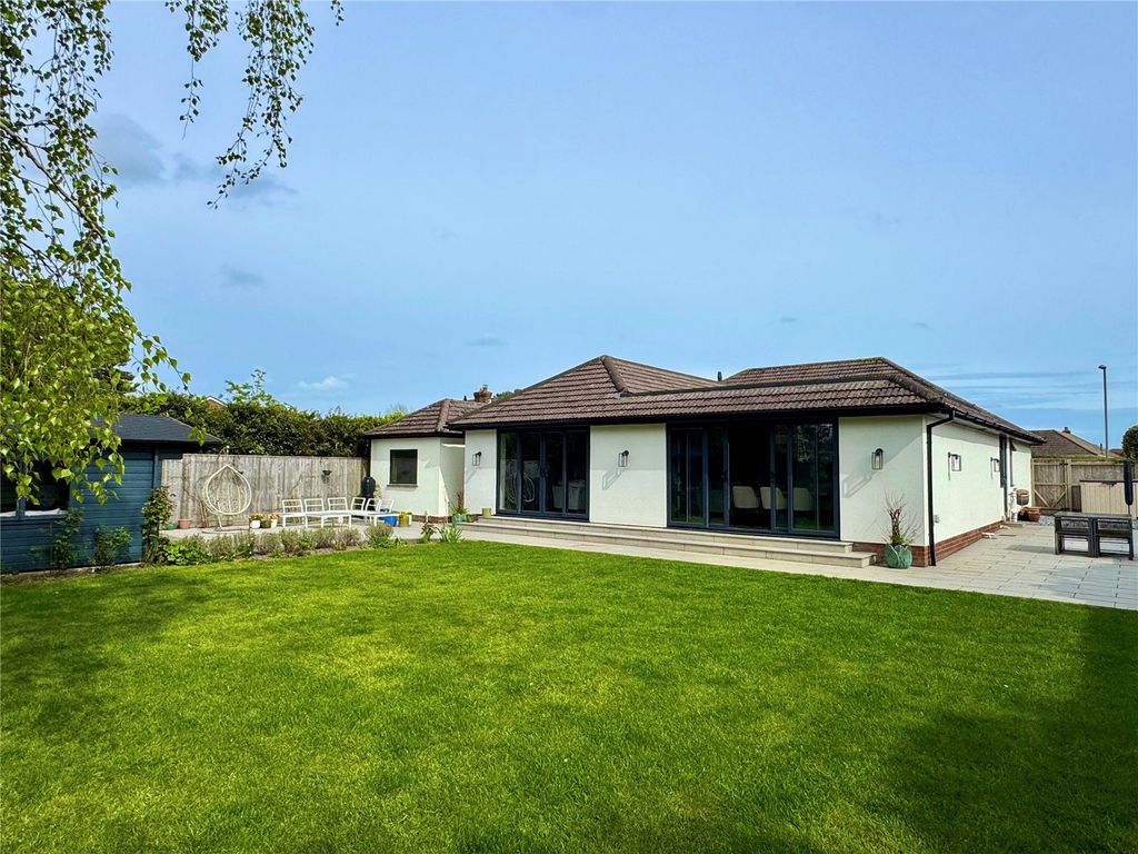 Property photo 2 of 16 Picture No. 02