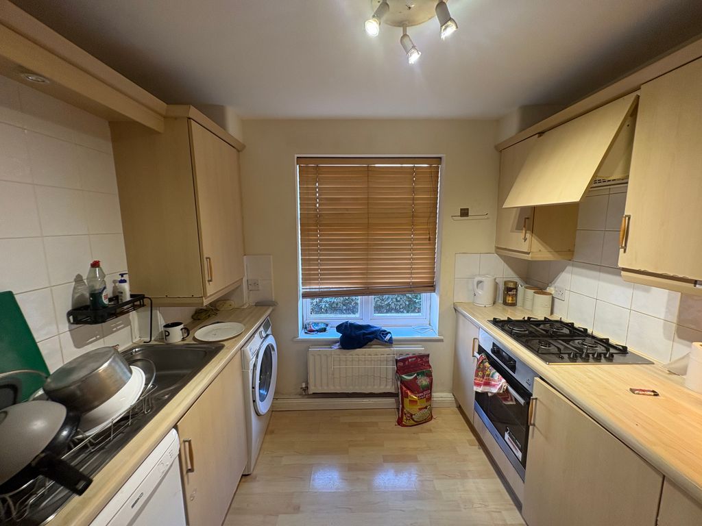 Property photo 1 of 5