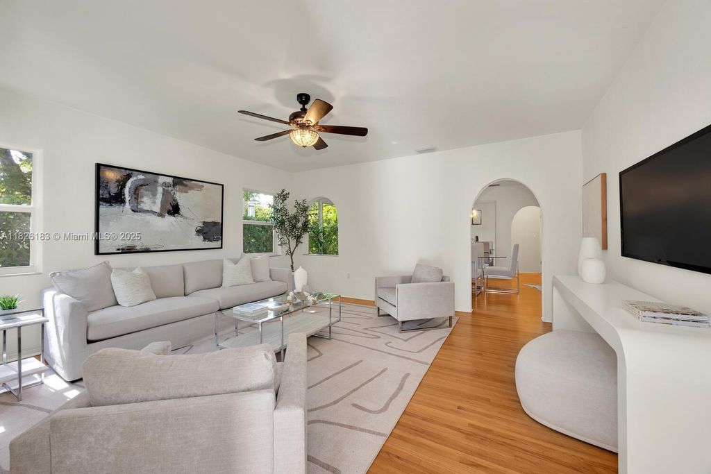 Property photo 3 of 26 <Alttext/>