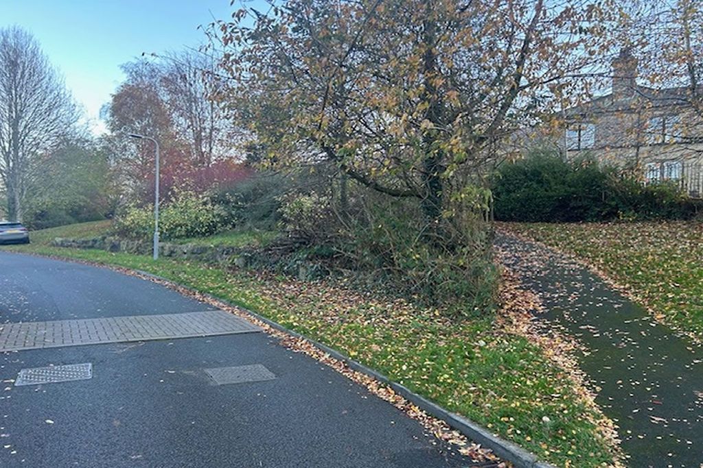 Property photo 3 of 4