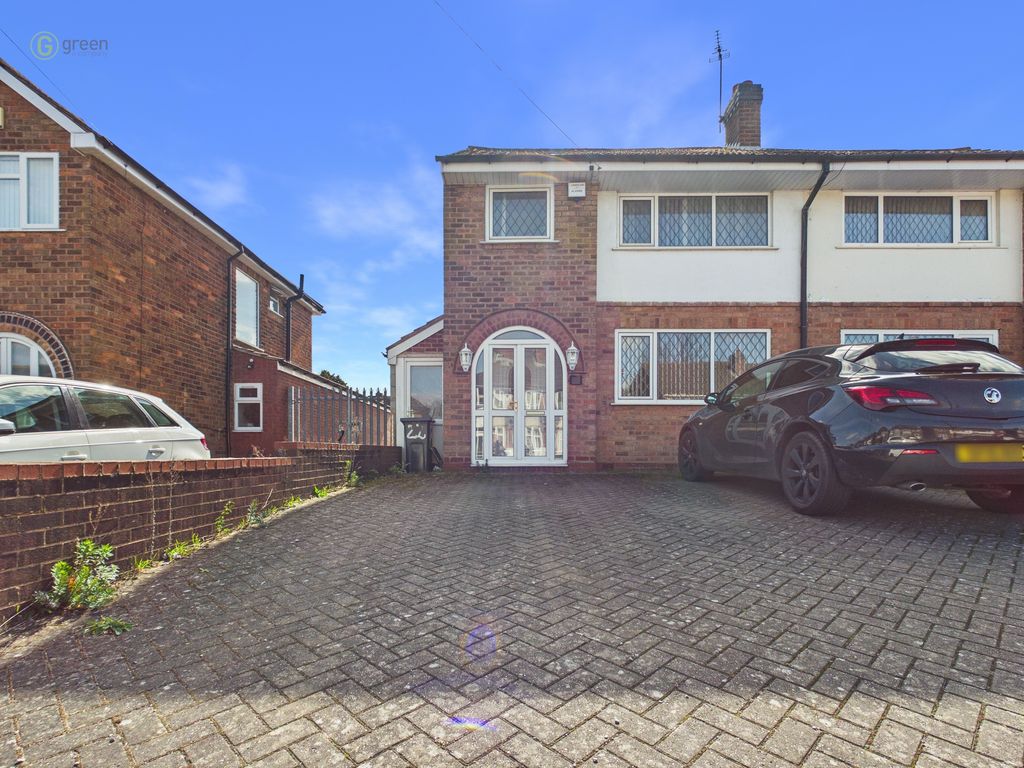 Property photo 1 of 16 Cam01332G0Pr0688Still014