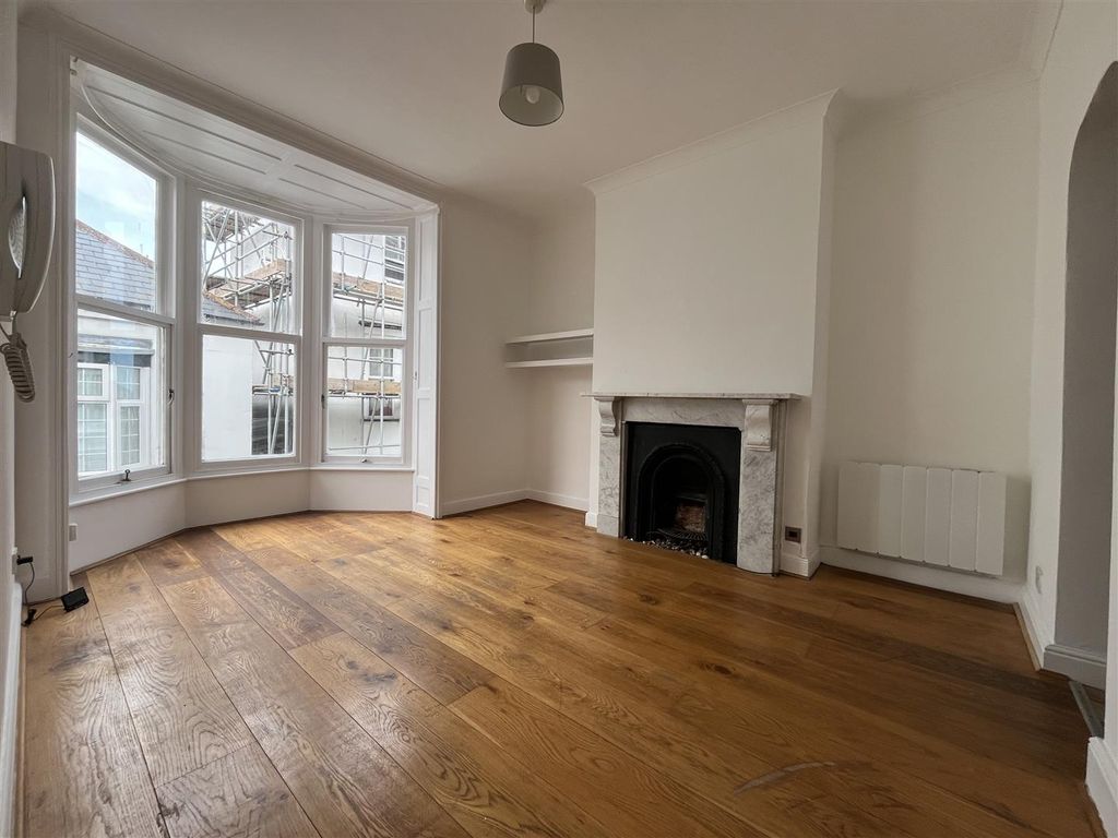 Property photo 2 of 11 Img_4029.Jpg