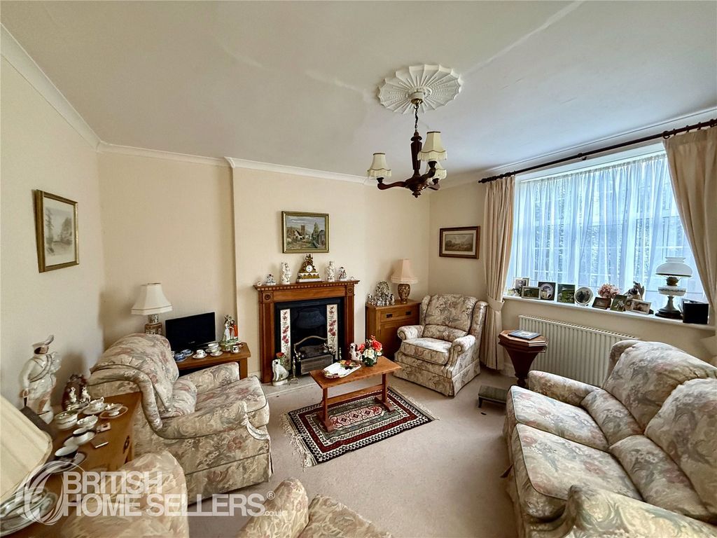 Property photo 2 of 27 Picture No. 22