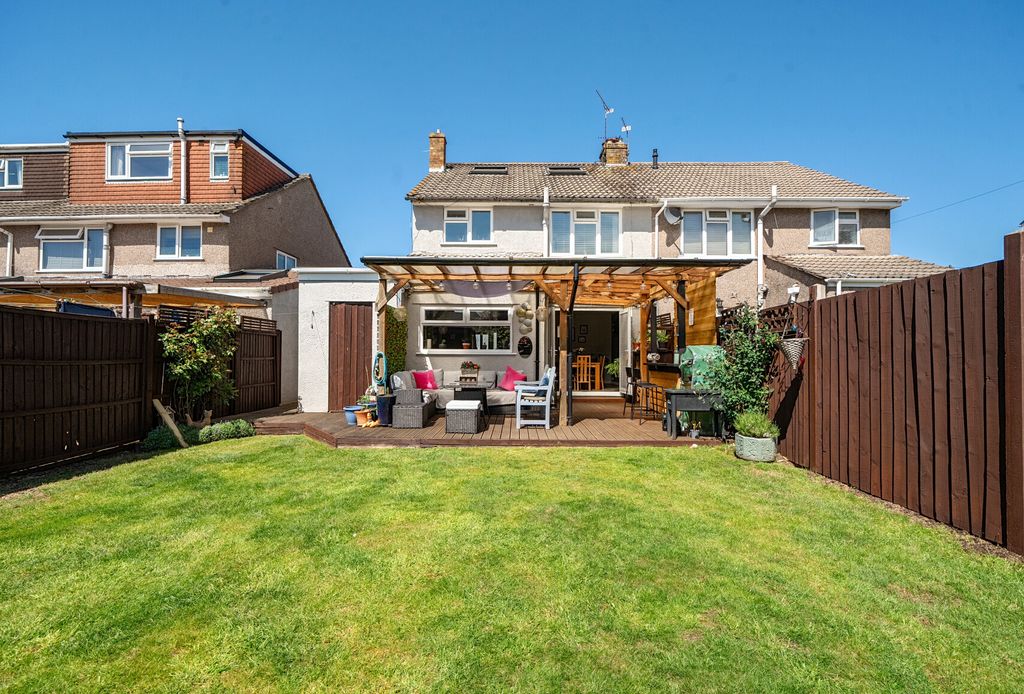 Property photo 2 of 22 1452399-1-69F2035...