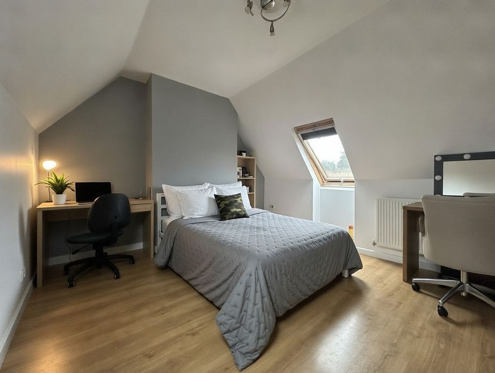 Property photo 2 of 14 Photo 11