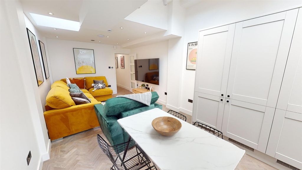 Property photo 1 of 15 23-Rookery-Road-Dini