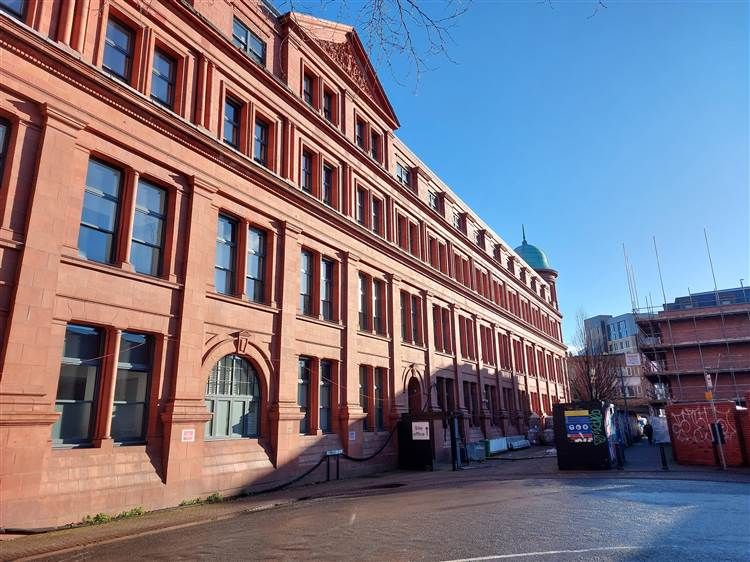 Property photo 1 of 2