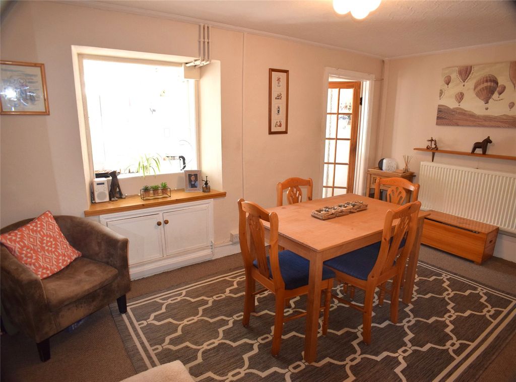 Property photo 3 of 14 Picture No. 02