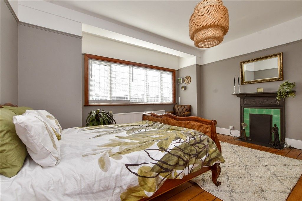 Property photo 2 of 24 Bedroom 1