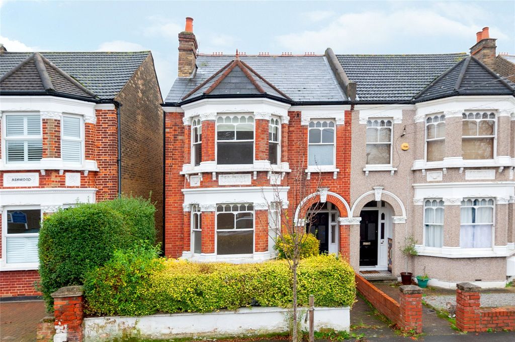 Property photo 1 of 20 Picture No. 02