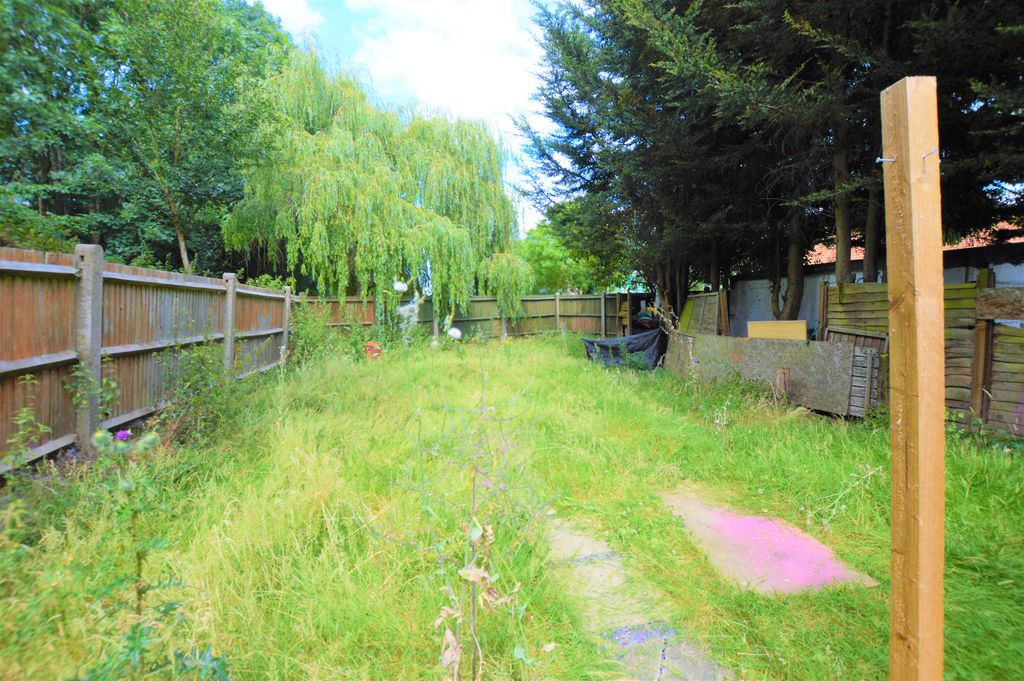 Property photo 2 of 3