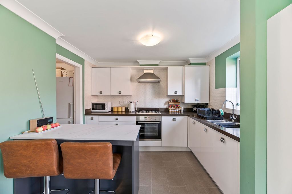 Property photo 3 of 21 Kitchen Diner