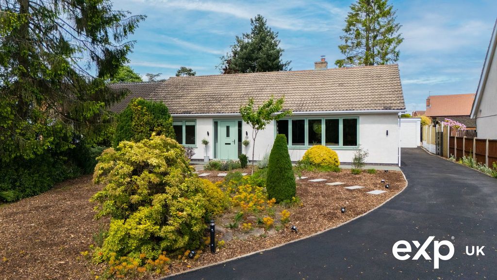 Property photo 1 of 39