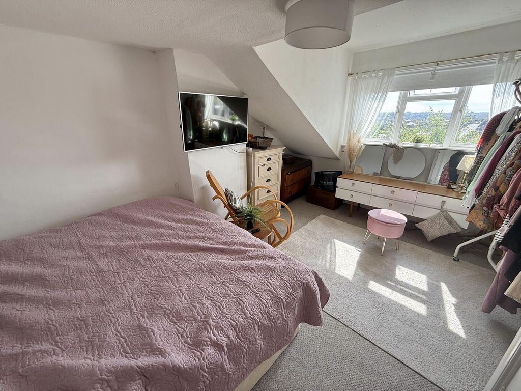 Additional image 4 of 3 bed end terrace house to rentPark Road, Cowes PO31