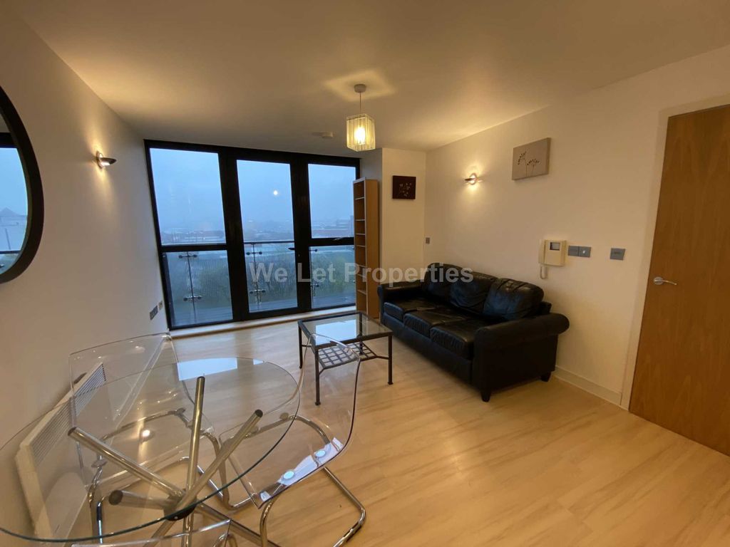 Property photo 2 of 11