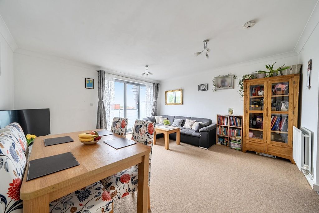 Property photo 2 of 19 1514138-8-6A9939B705c43.Jpg