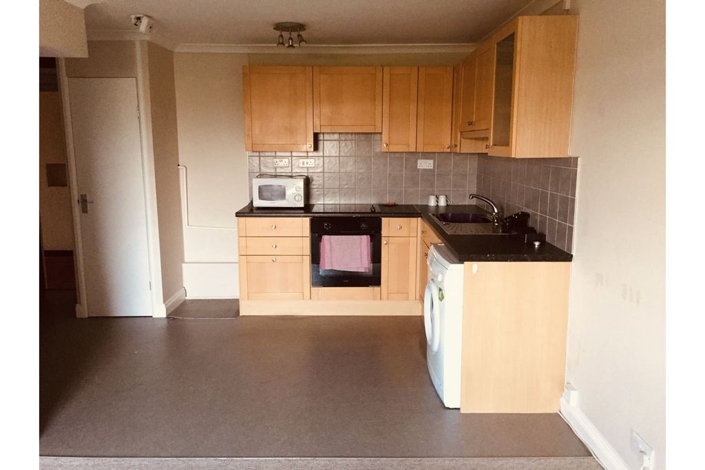 Property photo 2 of 8 Open Plan Living