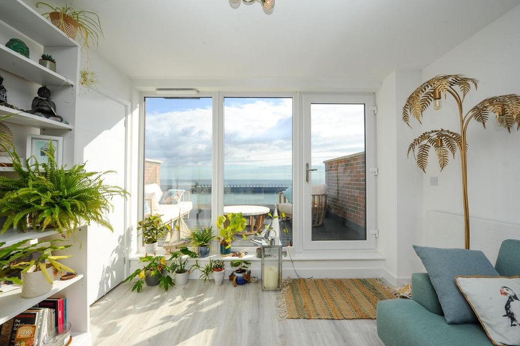 Property photo 3 of 13 Living Room