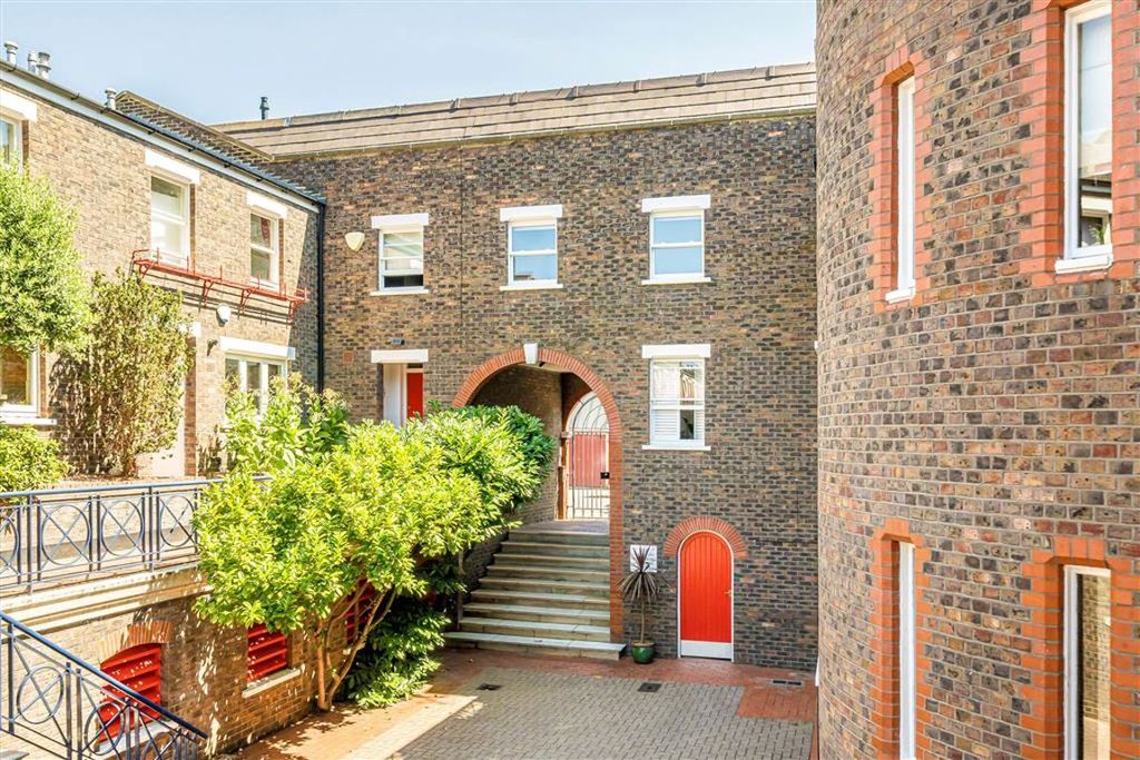 Property photo 1 of 6