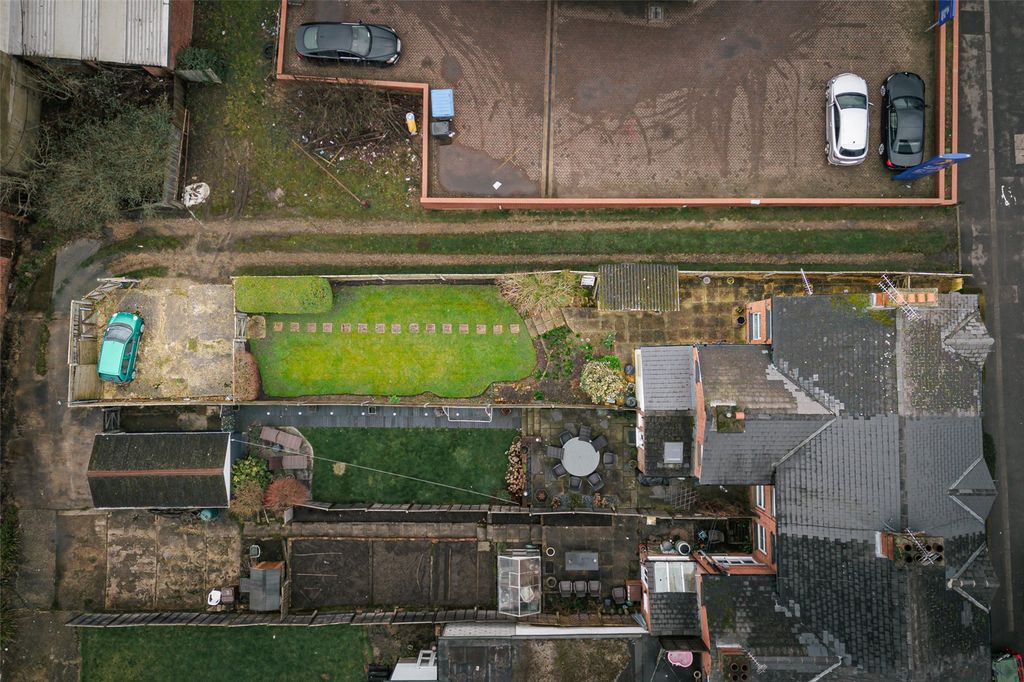 Property photo 2 of 13 Picture No. 11