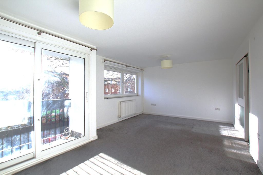 Property photo 2 of 9 Living Room