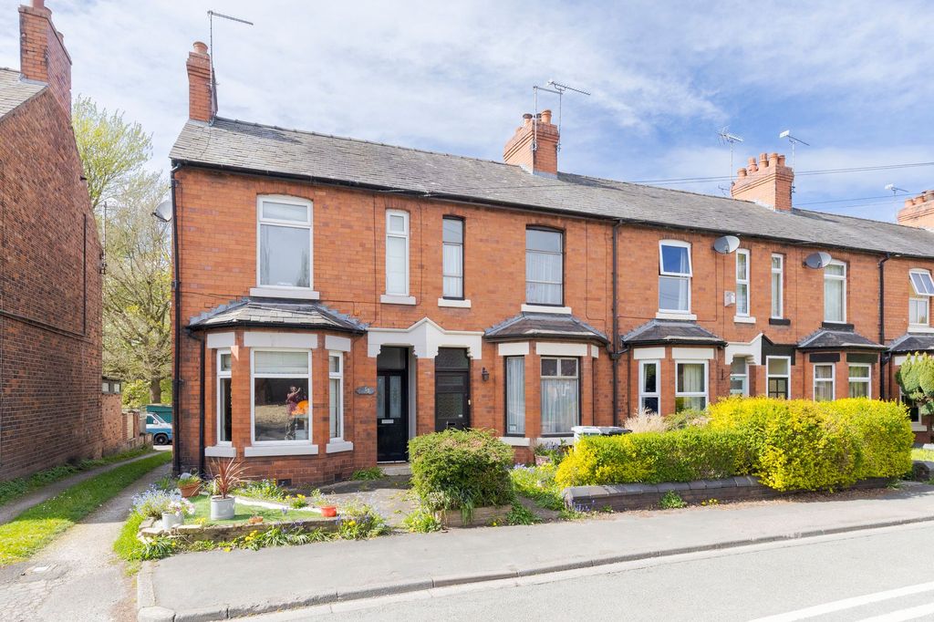 Property photo 2 of 34