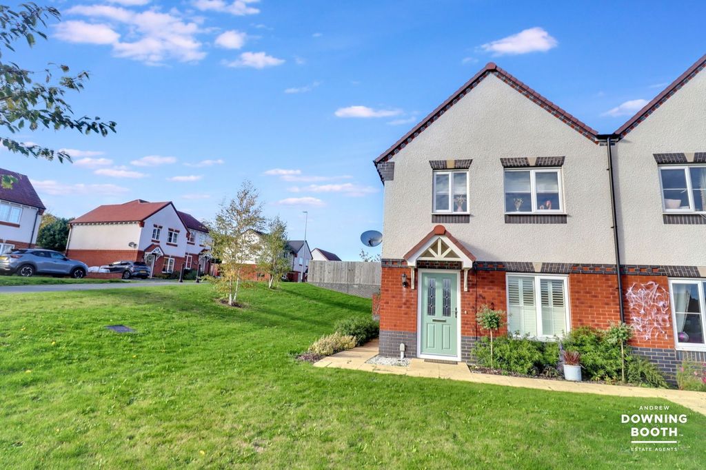 Property photo 1 of 26