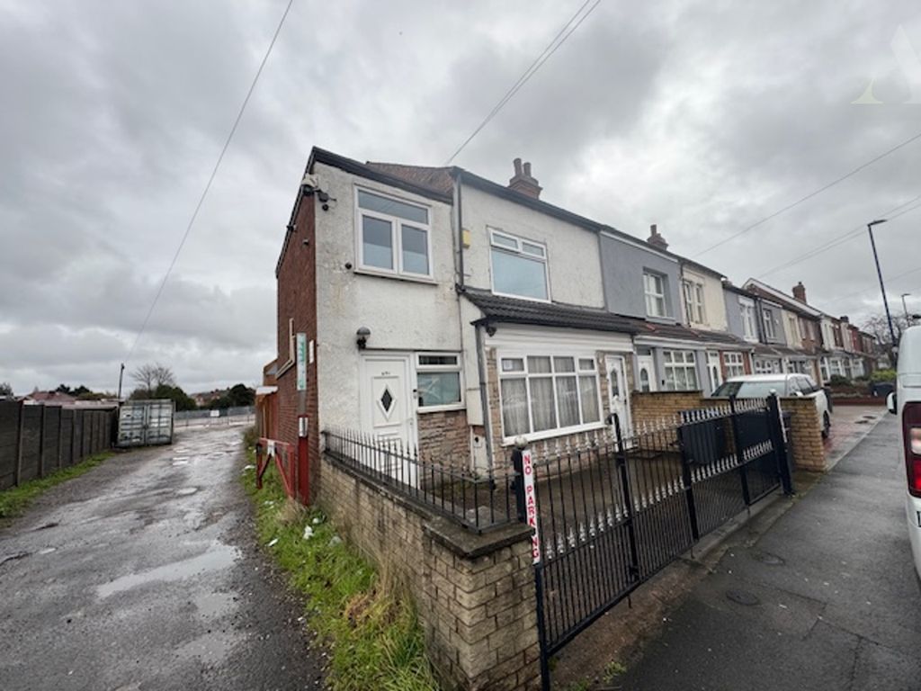 Property photo 2 of 20 69 Sladefield Road Frontage And Side Access.Jpeg