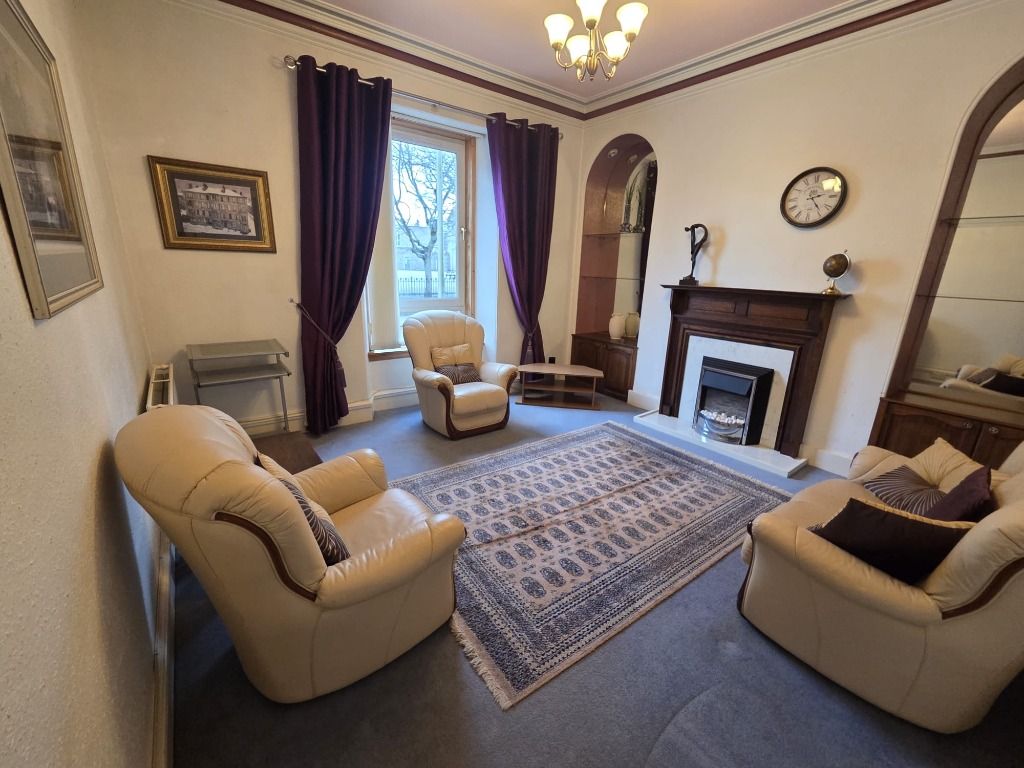 Property photo 2 of 10 Photo 2