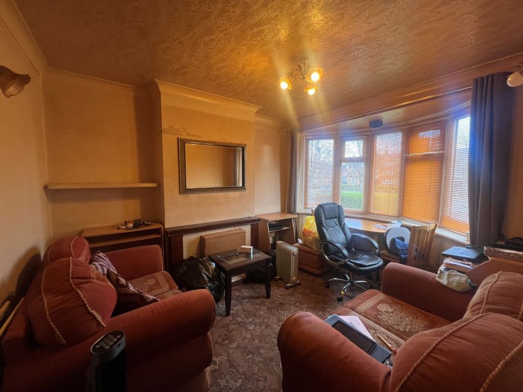 Property photo 3 of 26