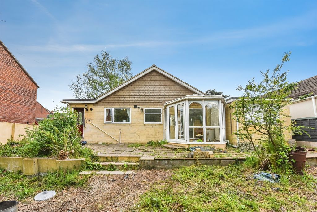 Property photo 3 of 14