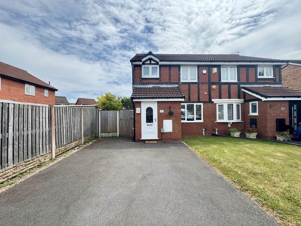 Property photo 1 of 15