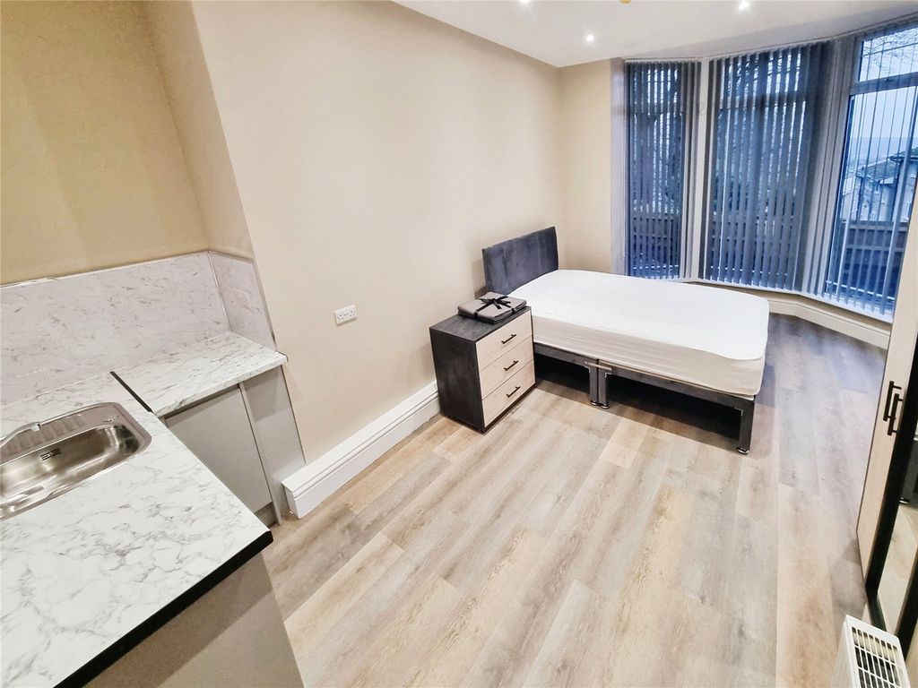 Property photo 2 of 11 Picture No. 02