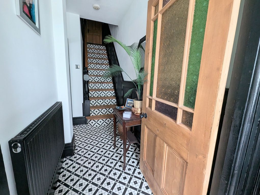 Property photo 2 of 19 Not Specified