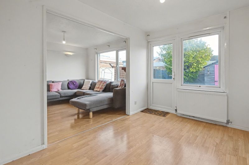 Property photo 2 of 10 Dining