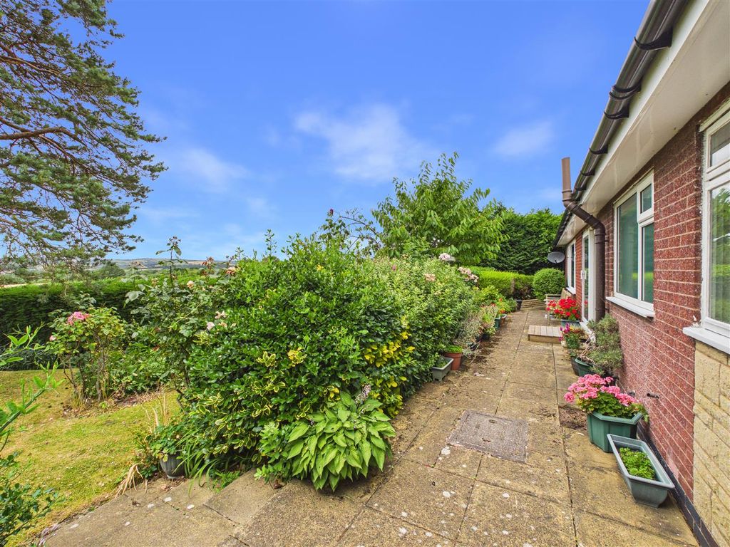 Property photo 3 of 25 Cam05476G0-Pr0255-Still019.Jpg
