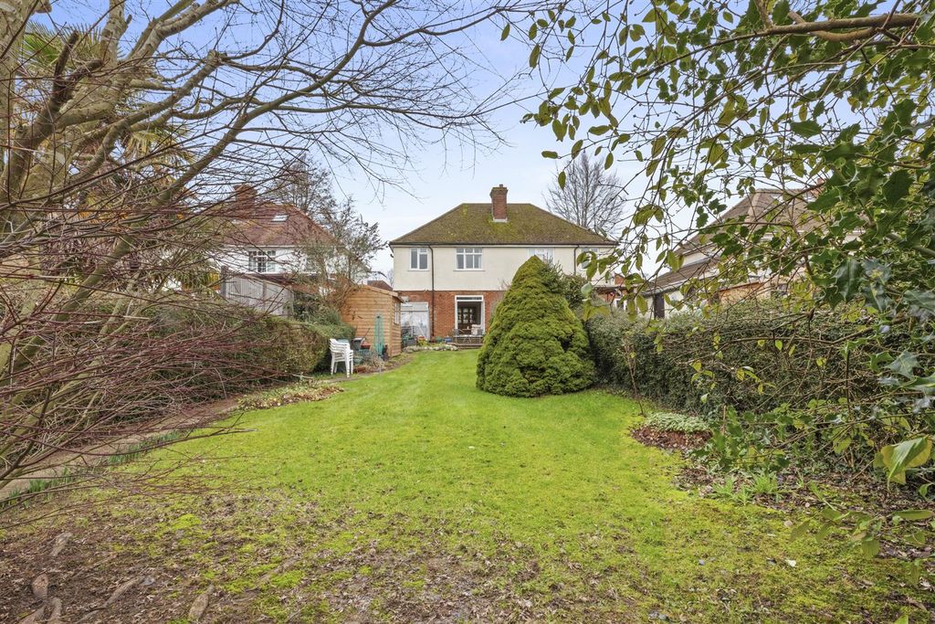 Property photo 3 of 15 125 Cressex Rd, Hp12 4Pz-11.Jpg