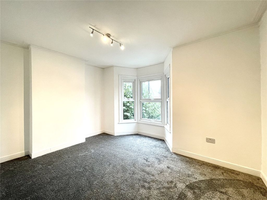 Property photo 2 of 10 Bedroom 1.Jpg