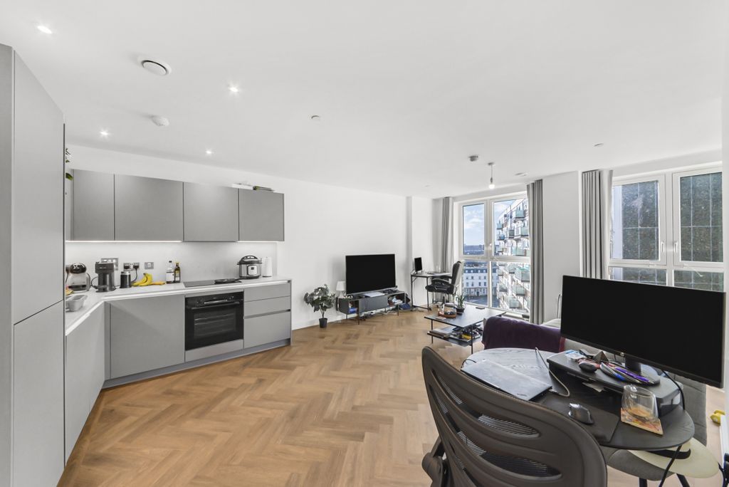 Property photo 1 of 11 Dsc_0924_High