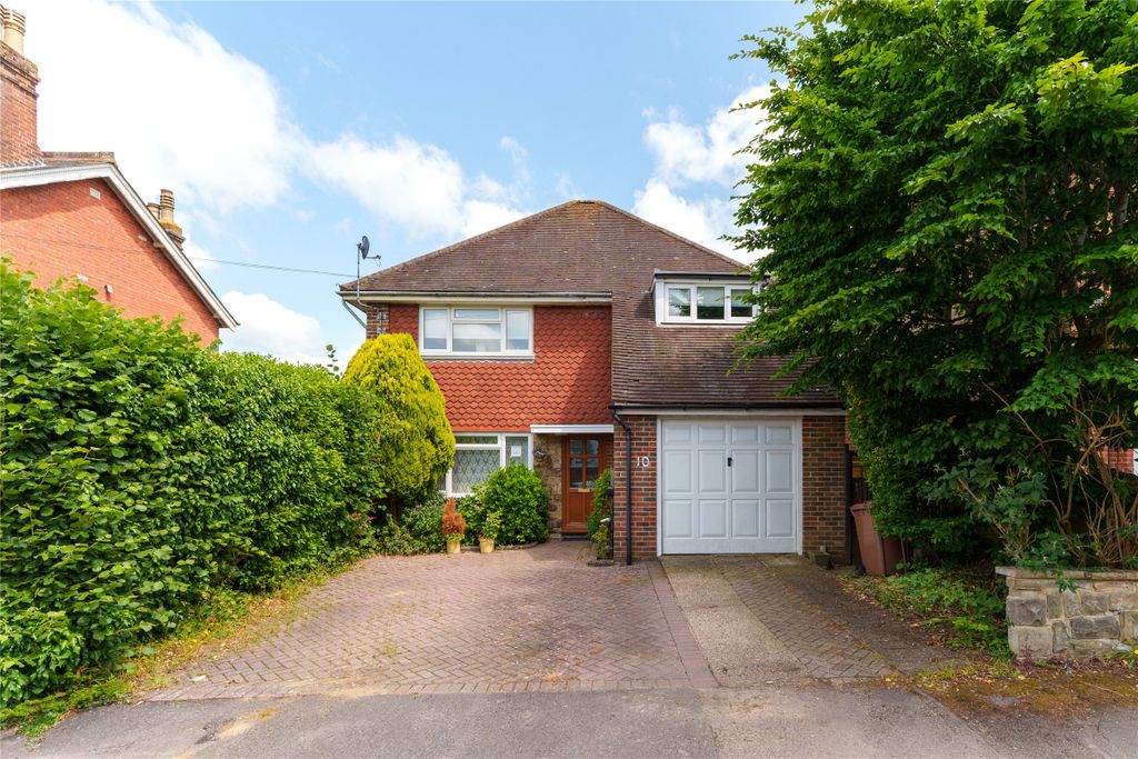 Property photo 2 of 19 Picture No. 33