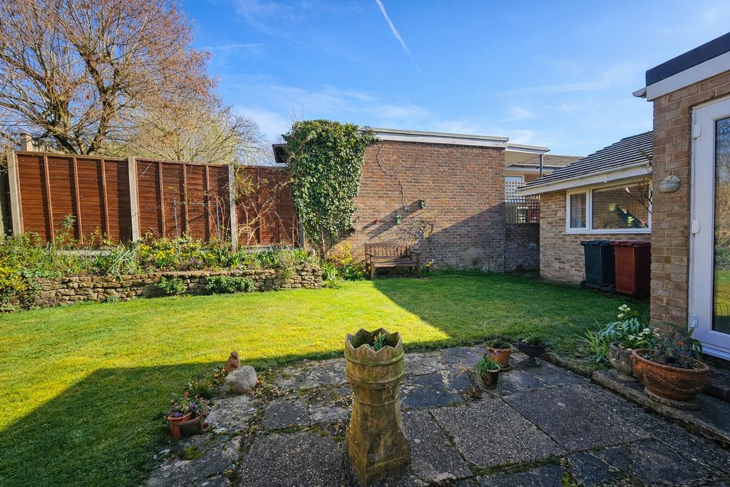 Property photo 3 of 16