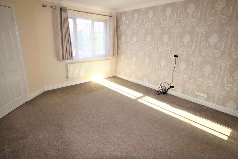 Property photo 3 of 13 Photo 3