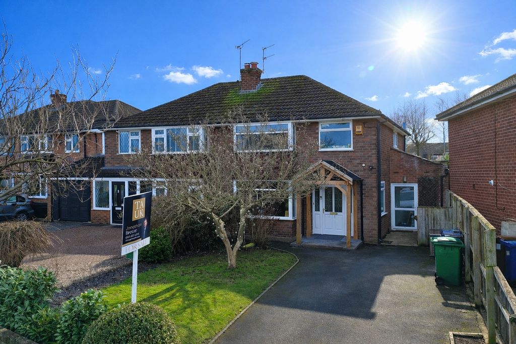 Property photo 1 of 21