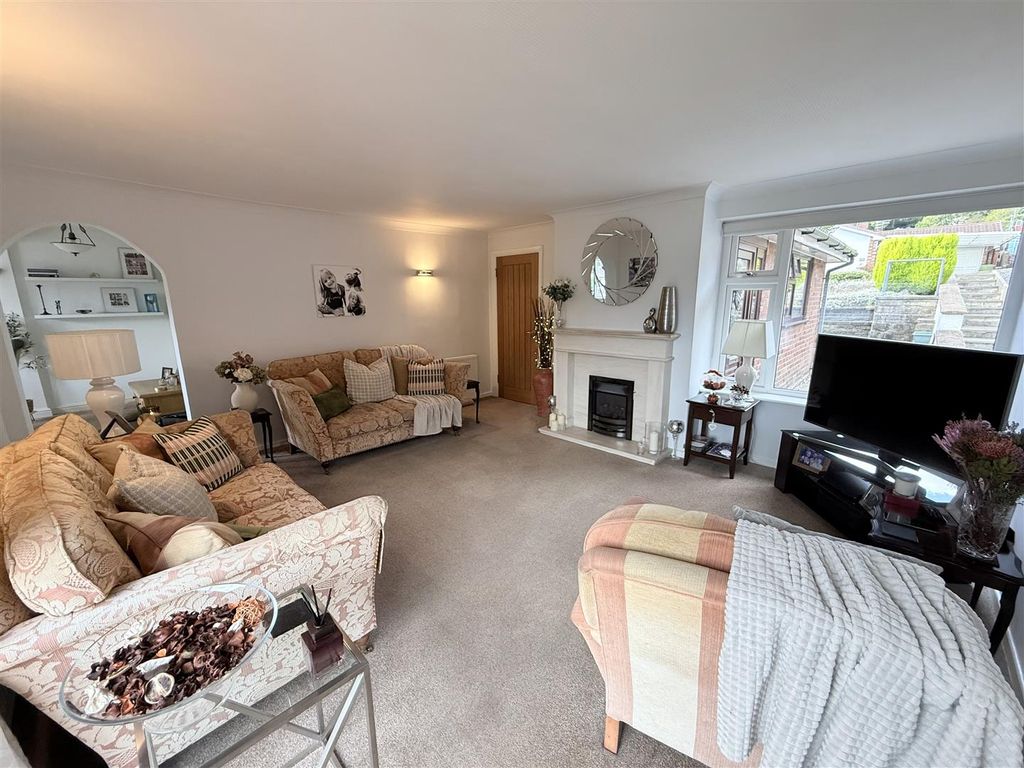 Property photo 3 of 20 Fullsizerender.Jpeg