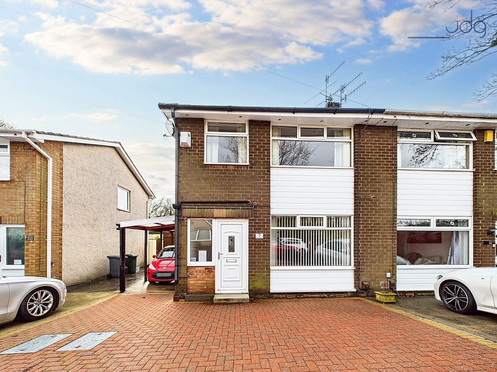 Property photo 1 of 14 Welcome To Moss Place